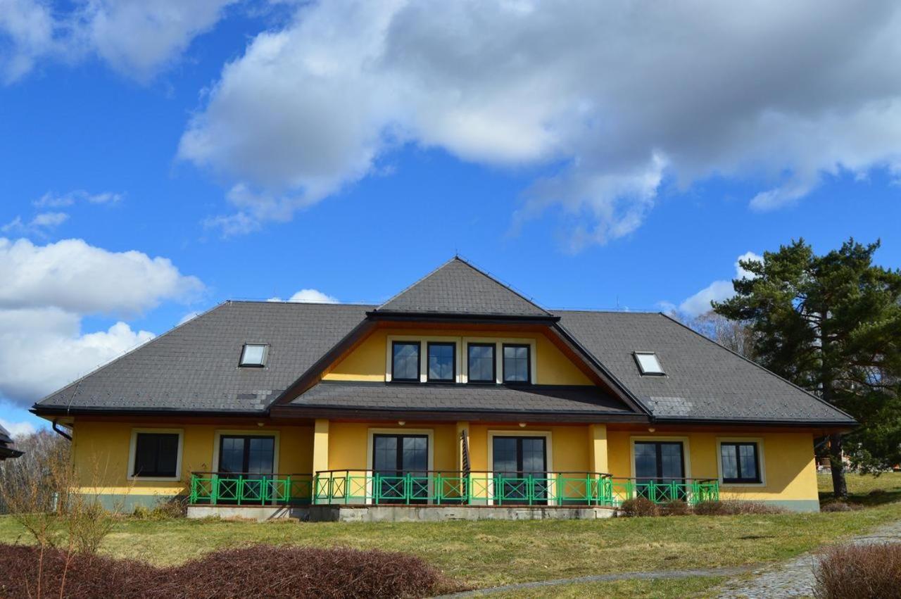 Camping V Raji - Palda Rovensko pod Troskami Exterior photo