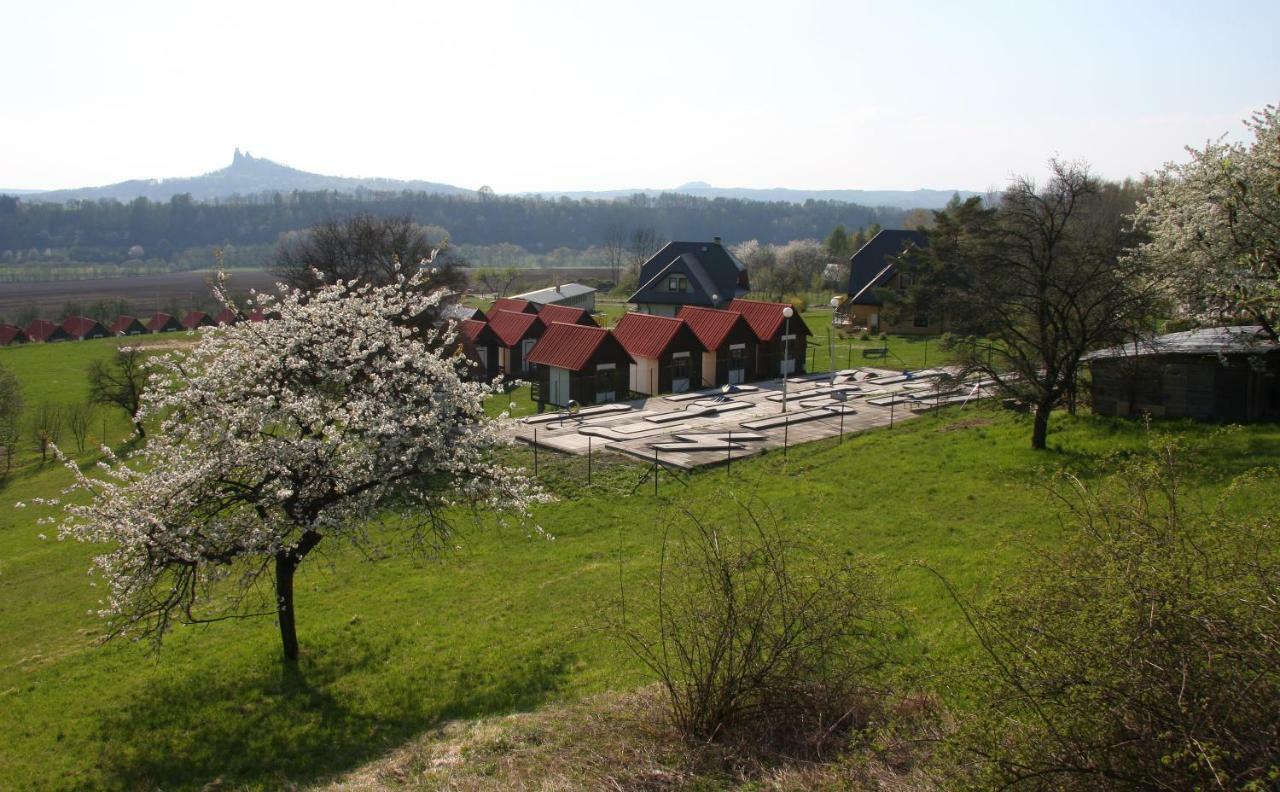 Camping V Raji - Palda Rovensko pod Troskami Exterior photo